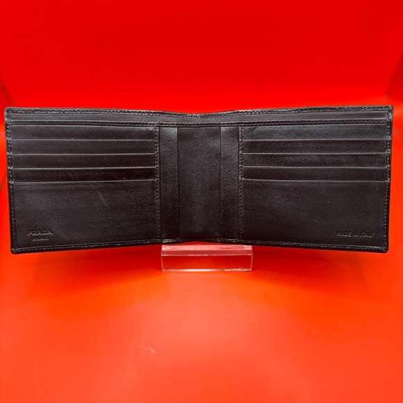 PRADA with COA.  Black Leather Men's Wallet. - Picture 5 of 11